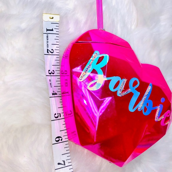 Barbie water bottle - Picture 9 of 9